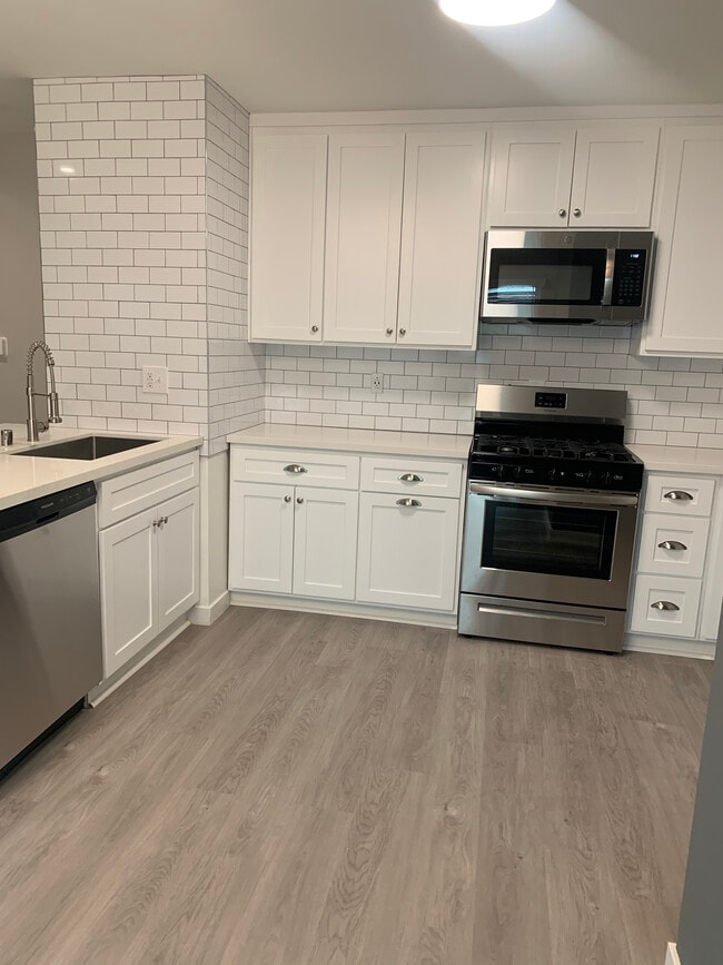 Foto del edificio - 11669 Chenault St