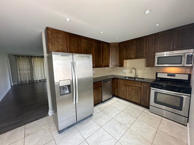 Foto del edificio - 941 41st St