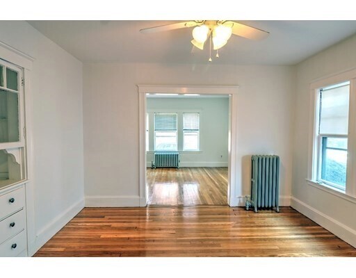 Primary Photo - 22 Lakeville Rd