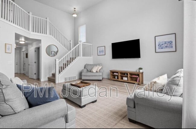 Building Photo - 4887 W White Pearl Ct