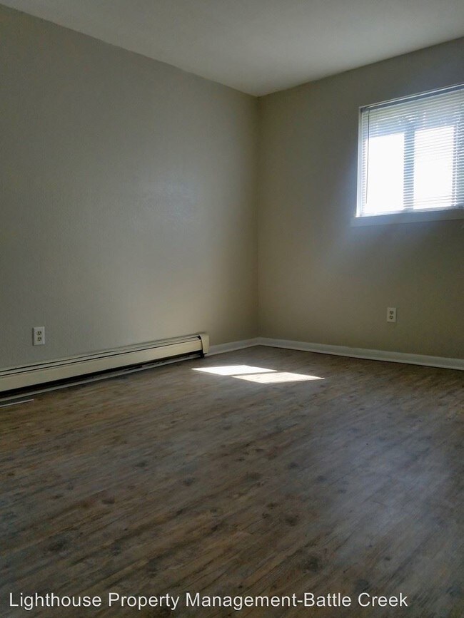 Foto del edificio - 1305-1309 Lakeview Ave