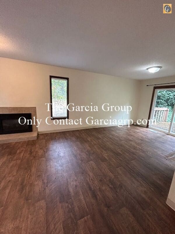 Building Photo - 17949 SE Arista Dr