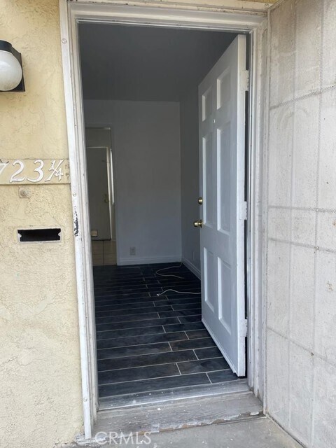 Foto del edificio - 9723 Belmont St