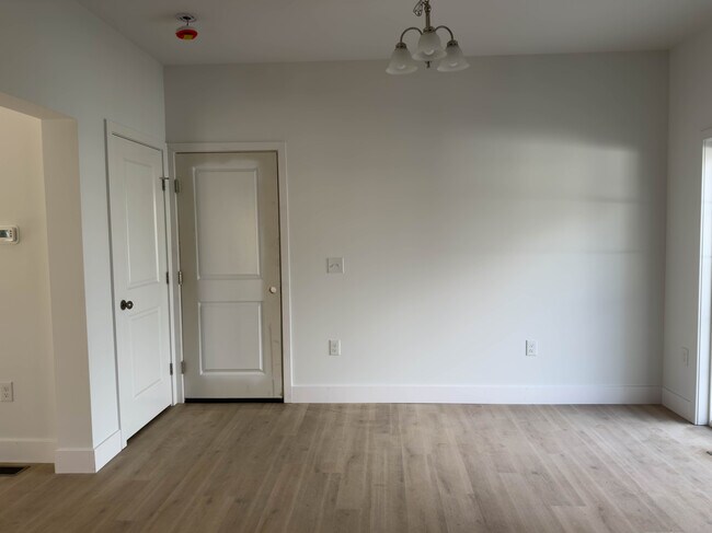 Foto del edificio - 108 Meadows Bnd