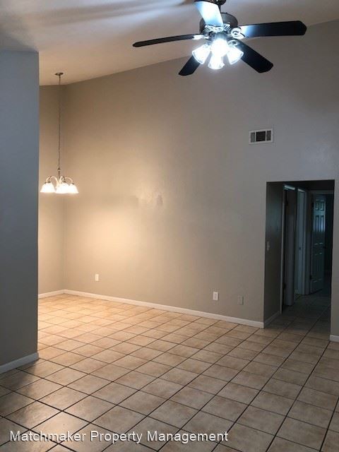 Building Photo - 2 br, 1 bath House - 4703 SW 67th Terrace