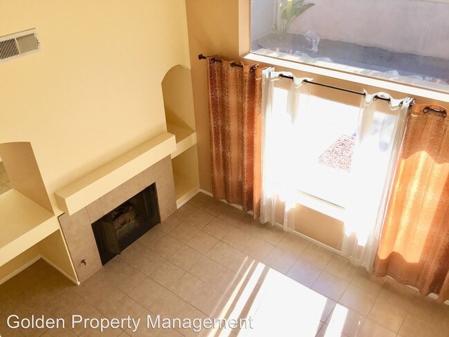Building Photo - 2345 Greenbriar Dr