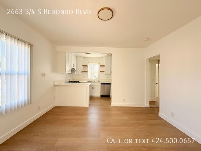 Building Photo - 2663 3/4 S Redondo Blvd-