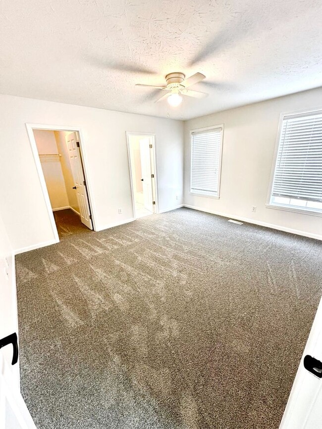 Foto del edificio - 118 Seattle Slew St