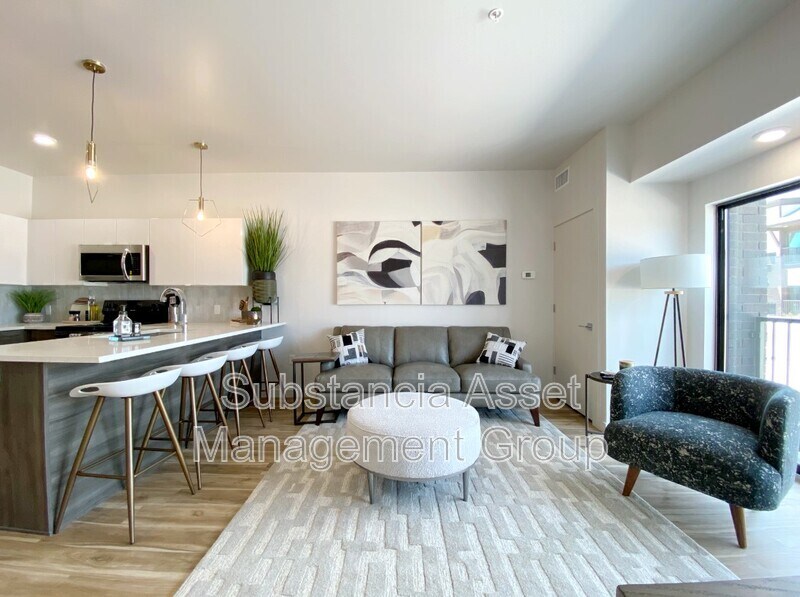 Foto principal - 1683 Midtown Pl