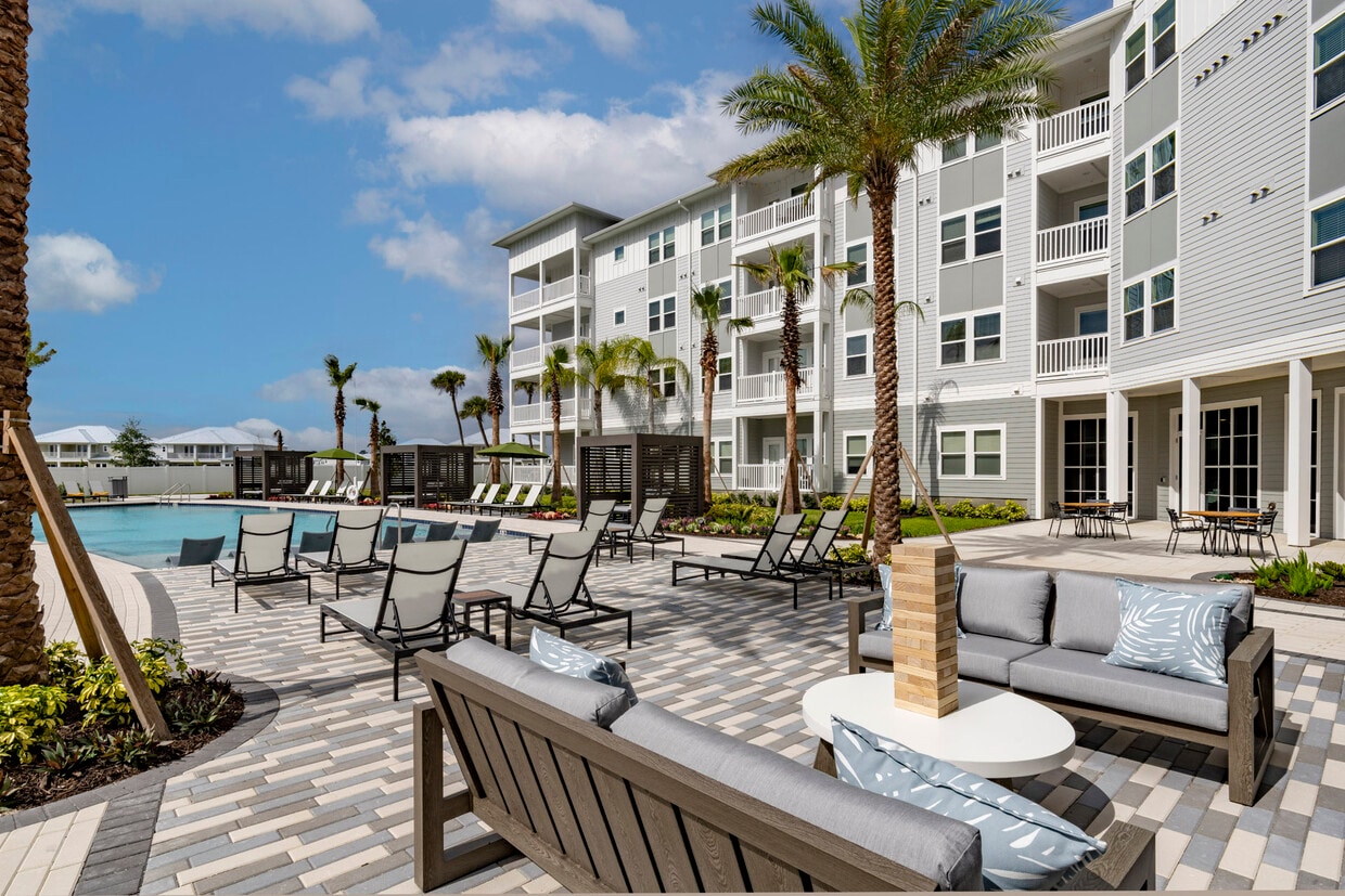 Sentosa Beach Walk 35 Crystal Palm Blvd St Johns, FL