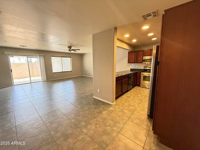 Foto del edificio - 16015 N 30th St