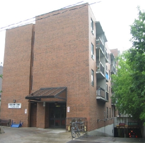 Primary Photo - Leonardo Court Apartments