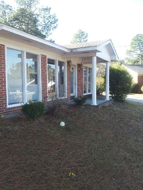 Building Photo - Nice 4 BD/ 1.5 BA Home
