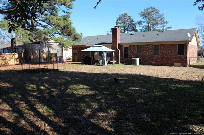 Building Photo - 1842 Rivergate Rd