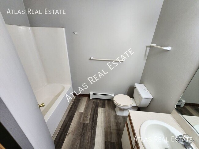 Foto del edificio - 1919 S 11th Avenue