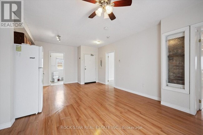 Building Photo - 159 Church St