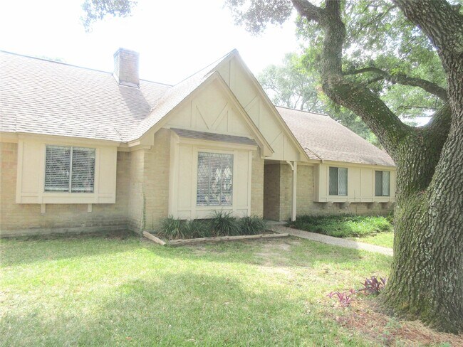 Foto del edificio - 3022 Kenross St