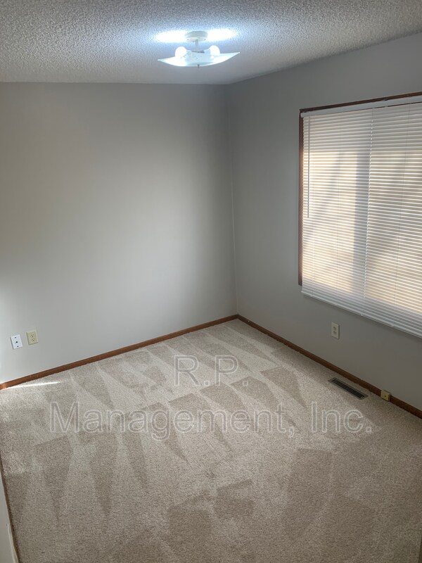 Foto del edificio - 3600 3rd St NE