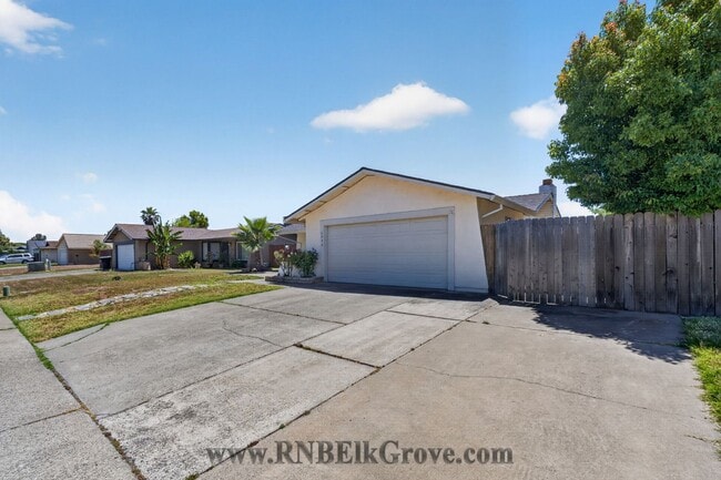 Building Photo - 6844 Sandrock Way