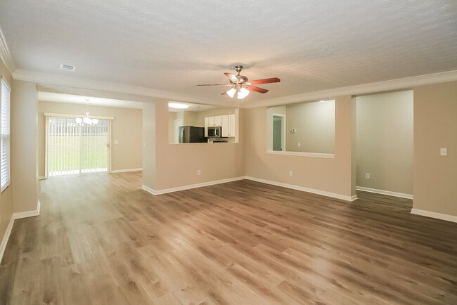 Building Photo - 5616 Sable Way