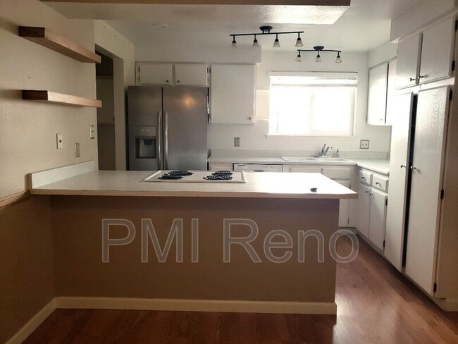 Building Photo - 2982 Caballo Dr