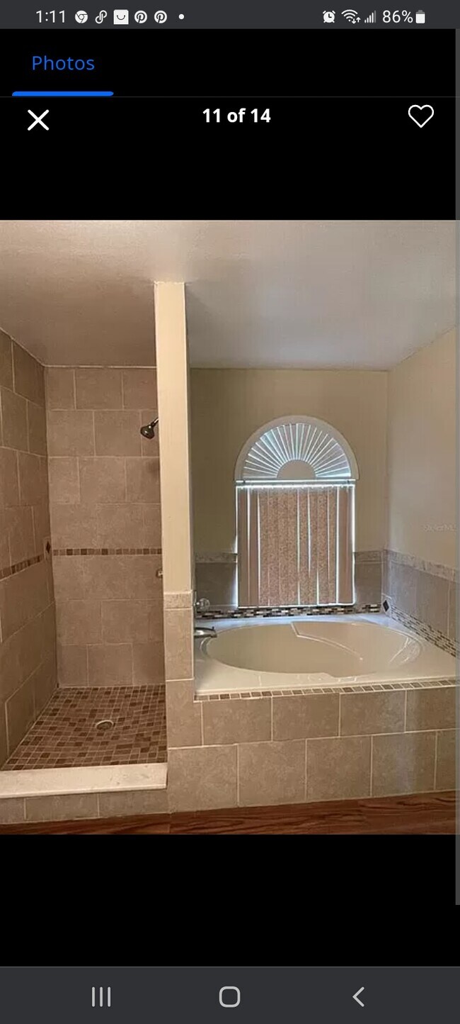 Foto del edificio - 6009 Lake Ruth Dr W