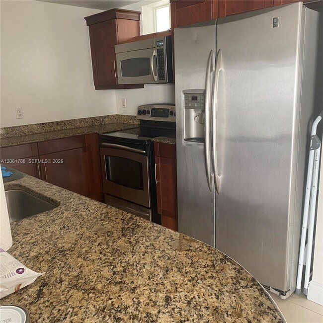 Foto del edificio - 7275 SW 90th Way