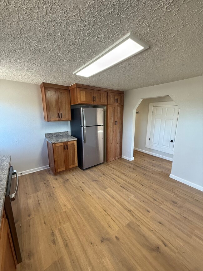 Building Photo - 37 La Ladera Rd