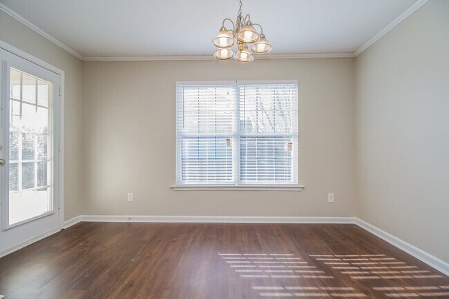 Building Photo - 6030 Eden Ln