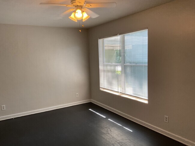 Foto del edificio - Charming 4 bedroom Home in Arlington for R...