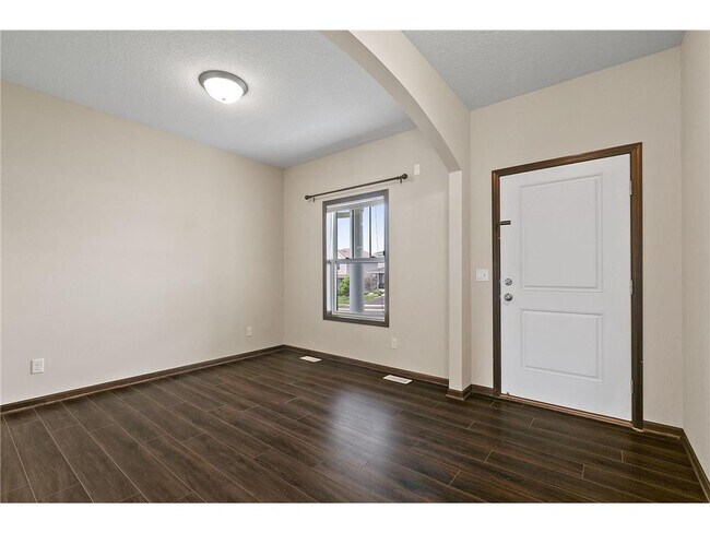 Building Photo - 1495 Mills Dr