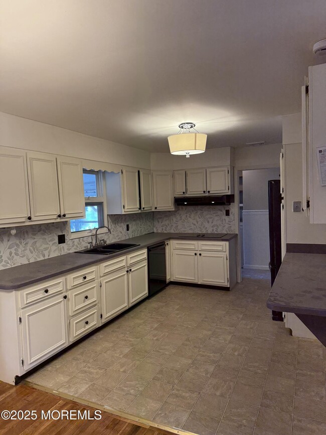 Foto del edificio - 324 Shady Brook Ln