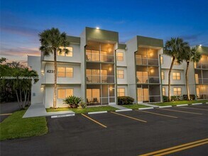 Building Photo - 4235 N University Dr