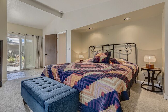 Building Photo - Authentic Boulder 3 BDR Mid-Century With L...