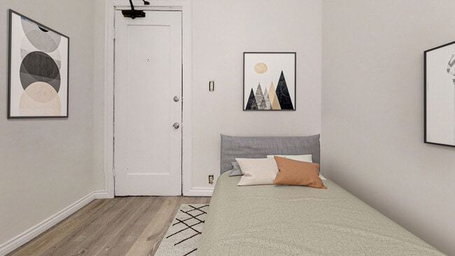 Building Photo - 647 W 18th St