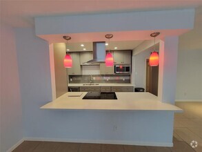 Building Photo - 2711 Briarhurst Dr
