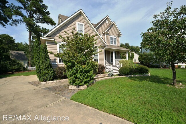 Building Photo - 5 br, 2.5 bath House - 13401 SAILMAKER LANE
