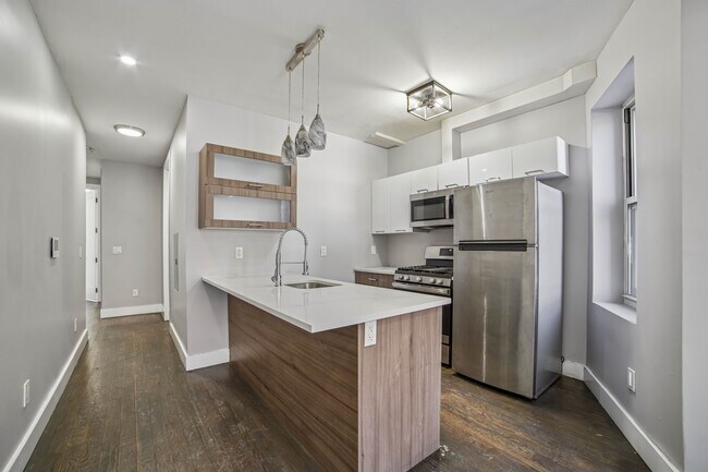 Foto del edificio - 270 Hancock Ave