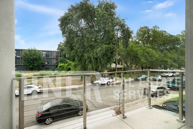 Foto del edificio - 423 G St