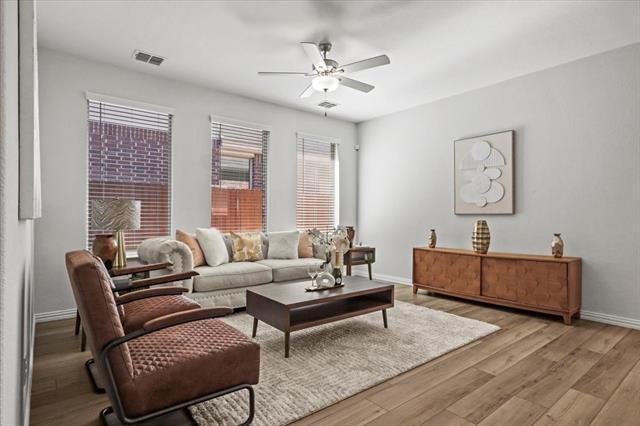 Foto del edificio - 3623 Honey Daisy Dr