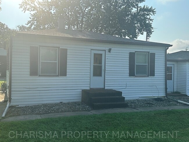 Building Photo - 3612 N 6th Ave