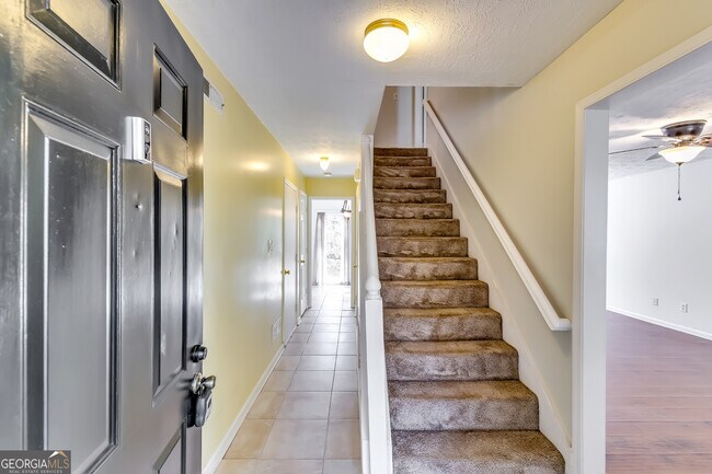 Building Photo - 4431 Coopers Creek Dr SE