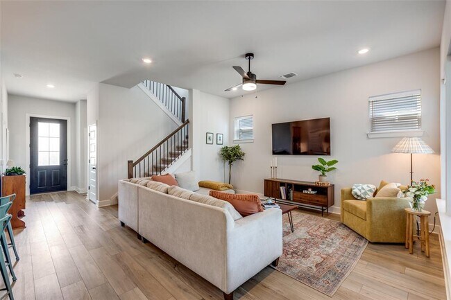 Foto del edificio - 5808 Rangeland Rd