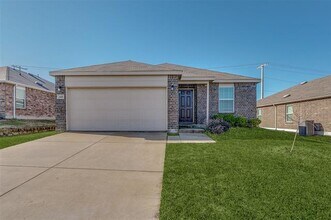 Building Photo - 1416 Waggoner Dr