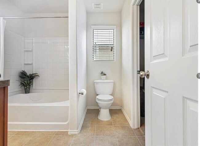 Foto del edificio - 2638 Ensbrook Meadow Lane