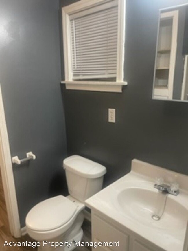 Building Photo - 4 br, 2.5 bath House - 2544 Courtney Dr