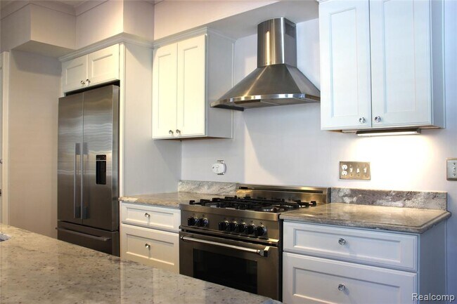 Foto del edificio - 115 E Lincoln St