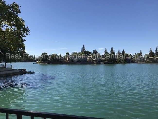 Foto del edificio - Stockton Waterfront 4 Bedroom 3 Bath Home