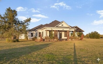 Building Photo - 17221 Steger Ln