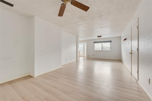 Building Photo - 2623 Fallcreek Dr